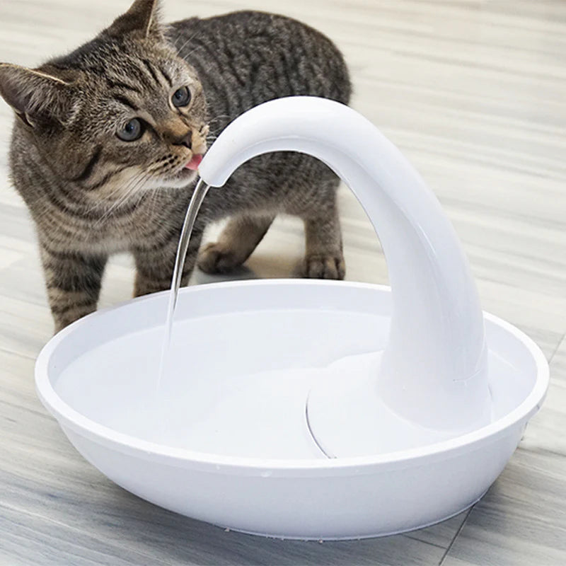 Automatic Pet Water Fountain – Flowing Drinking Dispenser for Cats & Small Dogs