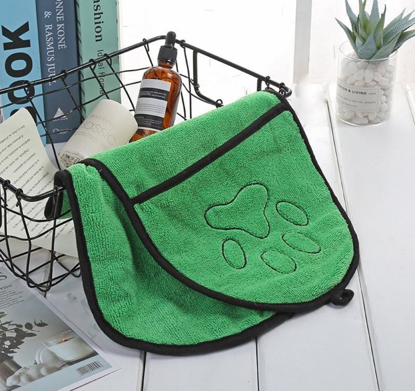 Jack & Susy™ Ultra-Absorbent Dog Bath Towel – Double Pocket Design for Easy Drying & Superior Comfort