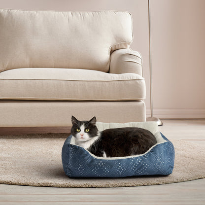 Plush Pet Bed – Portable Lounger, 21" x 17"